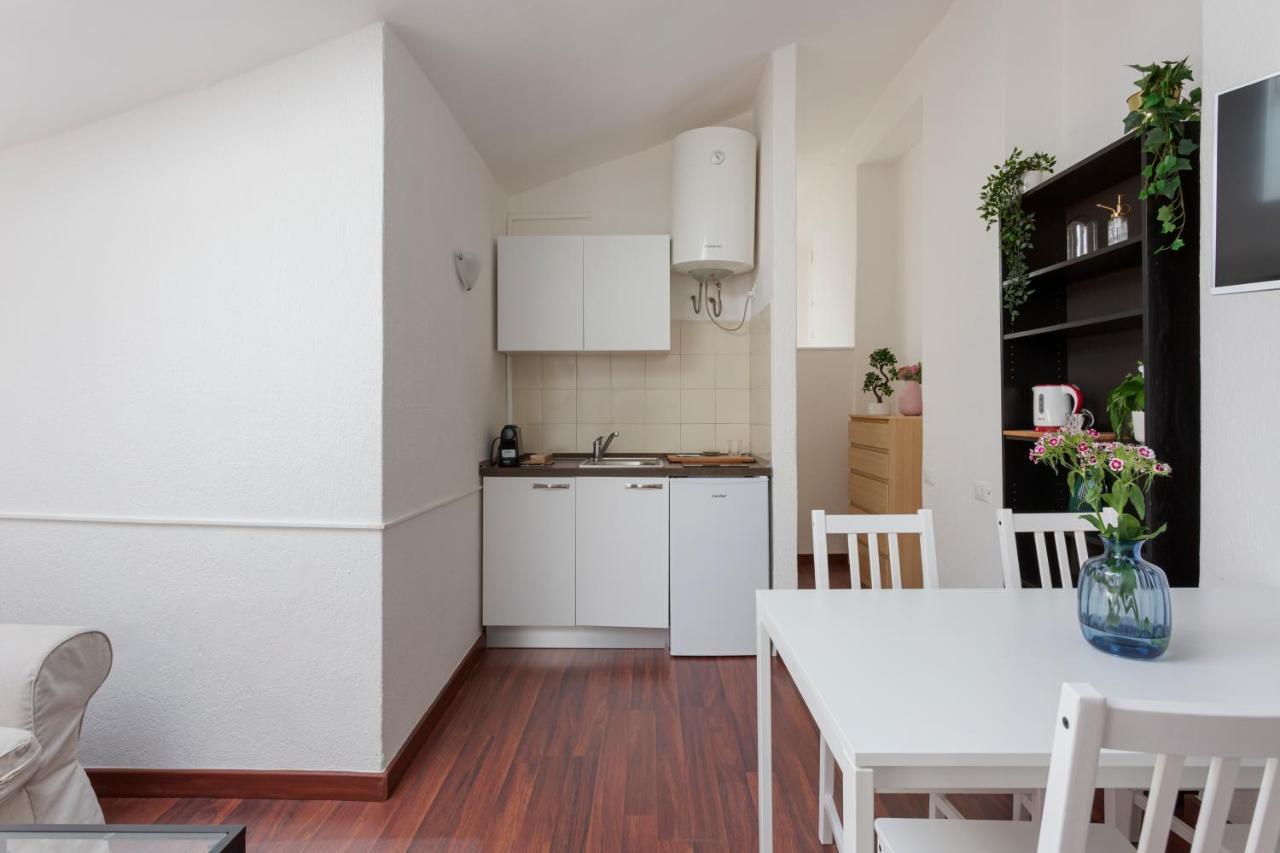 1 Bedroom Apt - Duomo 4 Milano Eksteriør bilde